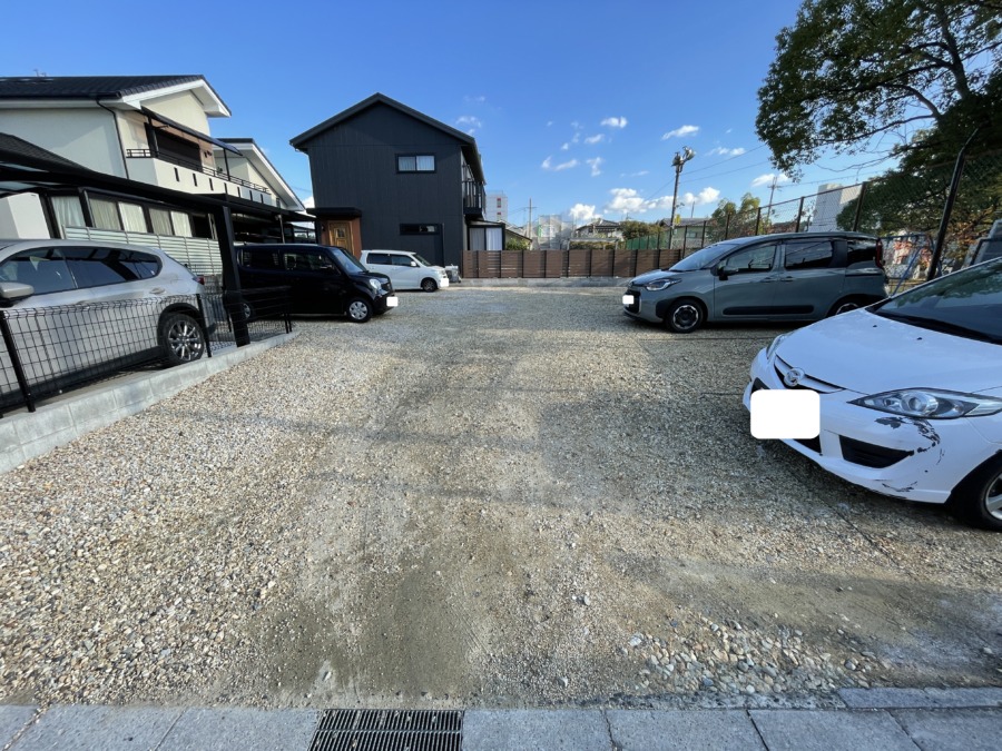 月極駐車場 | 滋賀県でテナントをお探しなら